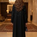 عباية قماش كريب ملكي نص كلوش - 1032